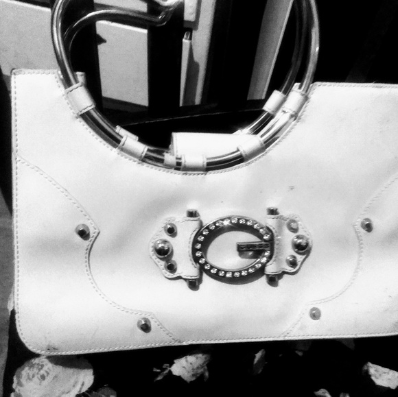 Guess hand bag - Picture 2 of 2